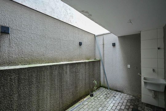 Varanda de kitnet/studio para alugar com 1 quarto, 39m² em Vila Ernesto, São Paulo