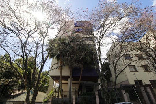 Fachada de apartamento para alugar com 2 quartos, 78m² em São João, Porto Alegre