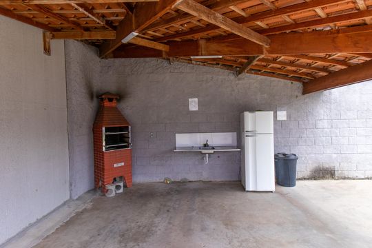 Área comum - Churrasqueira de casa de condomínio para alugar com 2 quartos, 49m² em Da Graça, Cotia