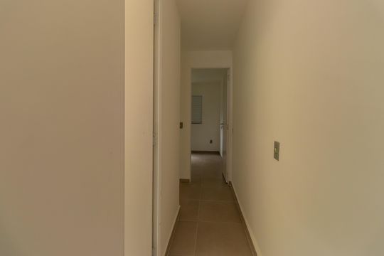 Corredor de casa de condomínio para alugar com 2 quartos, 49m² em Da Graça, Cotia