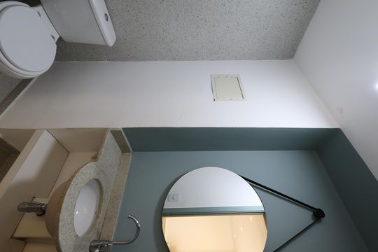 Lavabo de apartamento para alugar com 2 quartos, 117m² em Campo Belo, São Paulo