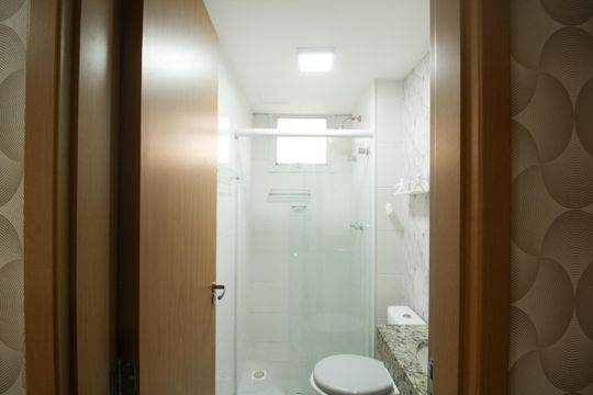 Banheiro de apartamento à venda com 2 quartos, 43m² em Jardim Iris, São Paulo