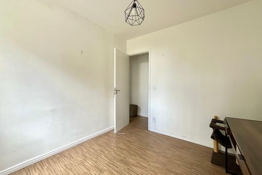 Quarto 2 de apartamento à venda com 2 quartos, 75m² em Vila Santa Catarina, São Paulo