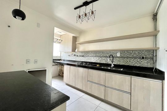 Cozinha de apartamento à venda com 2 quartos, 75m² em Vila Santa Catarina, São Paulo