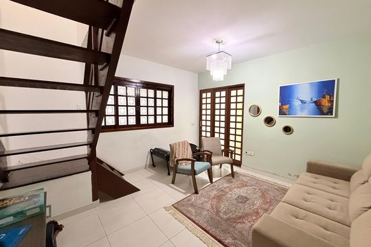 Casa à venda com 4 quartos, 170m² em Jardim Mirante, Várzea Paulista