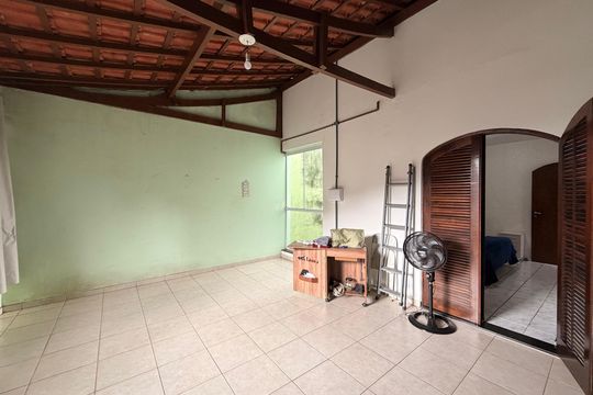 Varanda do Quarto 1 de casa à venda com 4 quartos, 170m² em Jardim Mirante, Várzea Paulista
