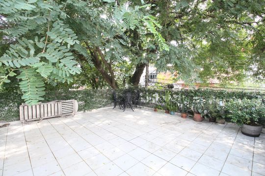 Casa à venda com 4 quartos, 450m² em Jardim Leonor, São Paulo