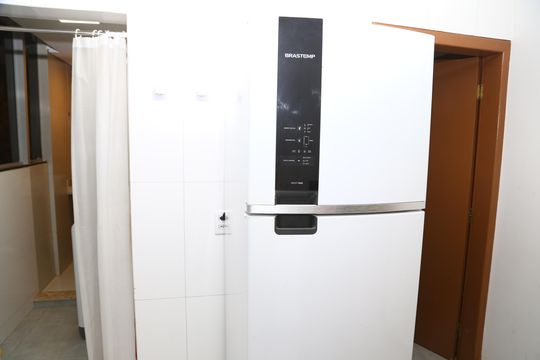 Cozinha de apartamento para alugar com 2 quartos, 82m² em Vila São João, Goiânia