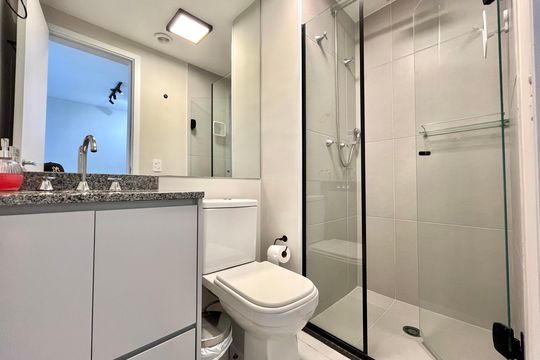 Banheiro de apartamento para alugar com 1 quarto, 29m² em Vila Santa Catarina, São Paulo