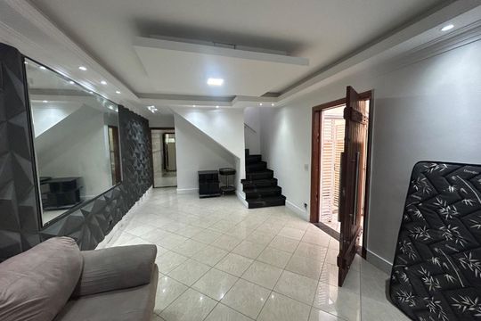 Casa à venda com 3 quartos, 150m² em Chácara Santo Antônio (Zona Leste), São Paulo