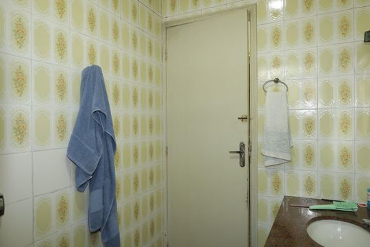 Banheiro de Serviço de casa à venda com 3 quartos, 210m² em Vila Siqueira (zona Leste), São Paulo