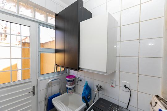 Área de serviço de casa de condomínio à venda com 3 quartos, 190m² em Chácara Primavera, Campinas