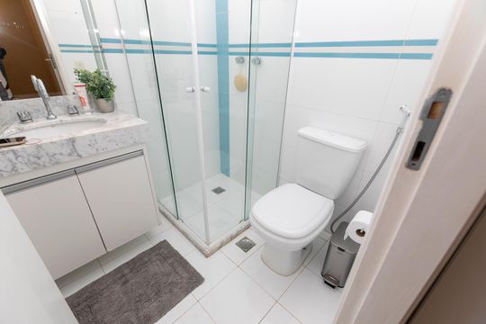 Banheiro Suíte 2 de casa de condomínio à venda com 3 quartos, 190m² em Chácara Primavera, Campinas