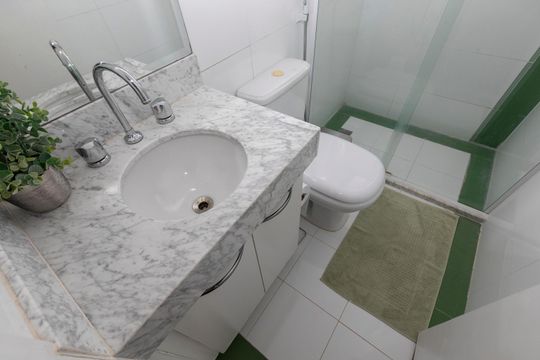 BANHEIRO SOCIAL de casa de condomínio à venda com 3 quartos, 200m² em Chácara Primavera, Campinas