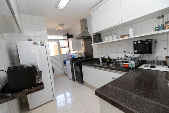 COZINHA de casa de condomínio à venda com 3 quartos, 200m² em Chácara Primavera, Campinas