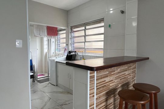 Cozinha e Área de Serviço de apartamento para alugar com 1 quarto, 66m² em Embaré, Santos