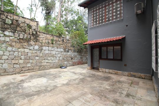 Quintal de casa à venda com 5 quartos, 412m² em Freguesia de Jacarepaguá, Rio de Janeiro