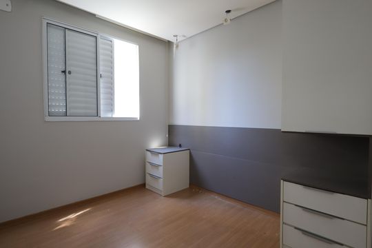 Quarto 2 de apartamento à venda com 2 quartos, 45m² em Vila Suzana, São Paulo