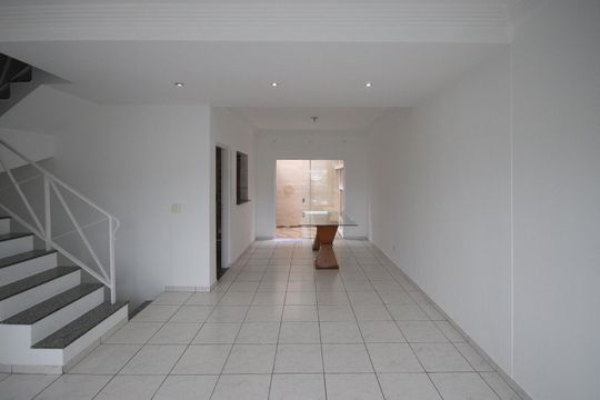 Sala de casa à venda com 3 quartos, 110m² em Vila Paulistana, São Paulo