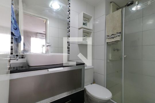 Banheiro social de apartamento à venda com 2 quartos, 53m² em Engenho de Dentro, Rio de Janeiro