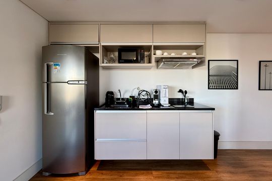 Cozinha de apartamento à venda com 1 quarto, 69m² em Cidade Monções, São Paulo