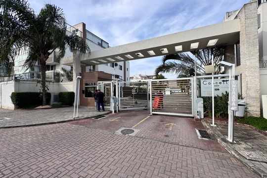 Fachada de apartamento para alugar com 2 quartos, 90m² em Recreio dos Bandeirantes, Rio de Janeiro