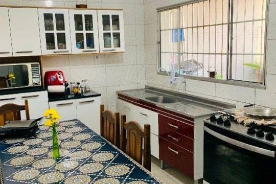 Casa à venda com 2 quartos, 191m² em Vila Santa Edwiges, Osasco