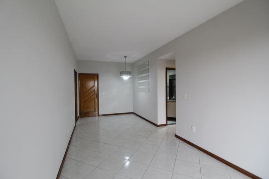 Sala de apartamento à venda com 2 quartos, 80m² em Taquara, Rio de Janeiro