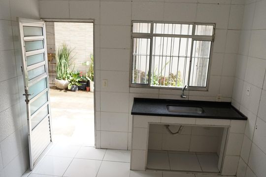 Sala/Cozinha de casa para alugar com 2 quartos, 70m² em Jardim Valéria, Guarulhos