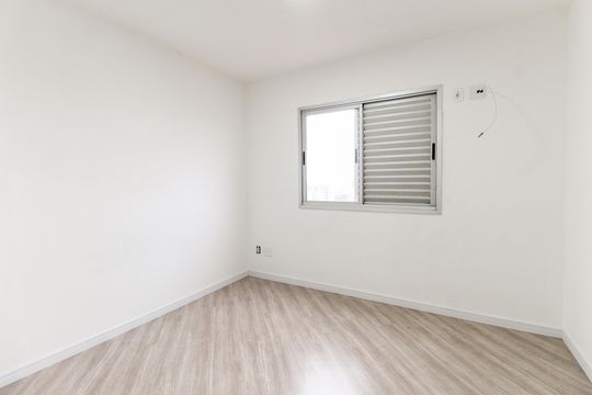 Suíte de apartamento para alugar com 1 quarto, 37m² em Vila Carmosina, São Paulo