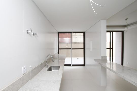 Cozinha de apartamento à venda com 3 quartos, 89m² em Prado, Belo Horizonte