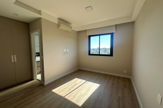Suíte 1 de apartamento para alugar com 2 quartos, 112m² em Empresarial 18 do Forte, Barueri
