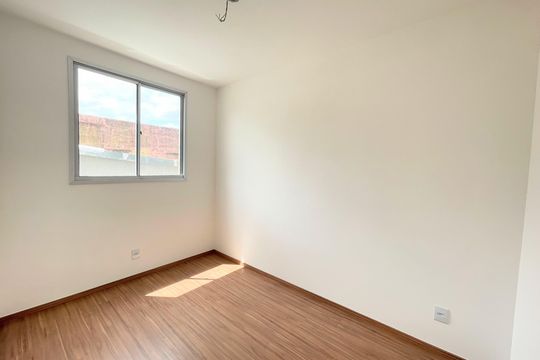 Quarto  de apartamento à venda com 2 quartos, 83m² em Santa Rosa, Belo Horizonte