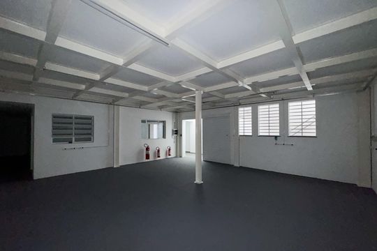 Salão de casa à venda com 3 quartos, 253m² em Santa Terezinha, São Bernardo do Campo