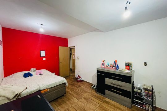 Quarto 2 de casa à venda com 2 quartos, 82m² em Jardim Rosa de Franca, Guarulhos