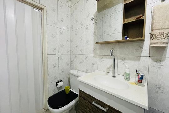 Banheiro Social de casa à venda com 2 quartos, 82m² em Jardim Rosa de Franca, Guarulhos