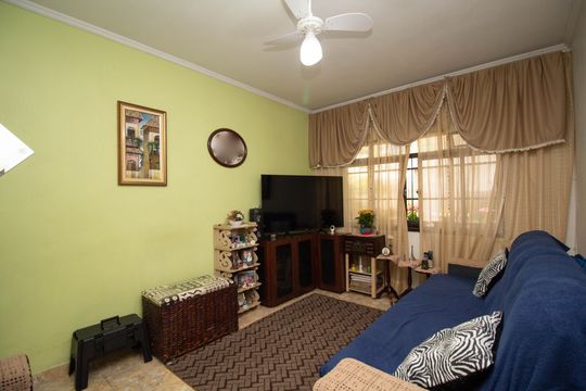 Casa para alugar com 2 quartos, 230m² em Vila Miriam, São Paulo