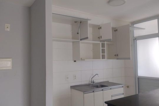 Cozinha de apartamento para alugar com 2 quartos, 68m² em Vila Ema, São Paulo