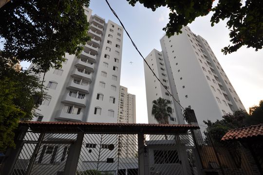 Fachada do bloco de apartamento à venda com 2 quartos, 65m² em Vila Cachoeira, São Paulo