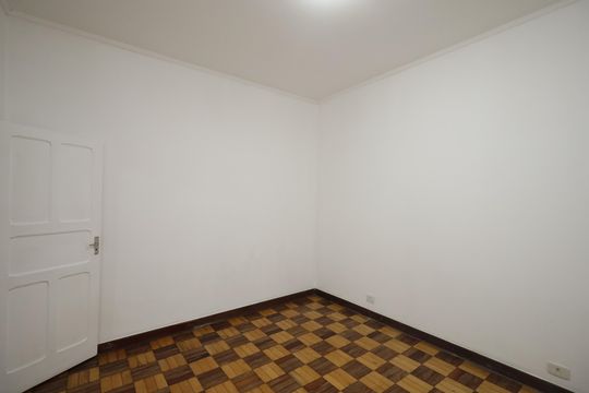 Quarto 1 de casa para alugar com 2 quartos, 68m² em Vila Gustavo, São Paulo