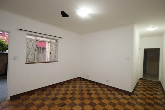 Sala  de casa para alugar com 2 quartos, 68m² em Vila Gustavo, São Paulo