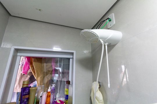 Banheiro de apartamento para alugar com 2 quartos, 34m² em Vila Dalila, São Paulo