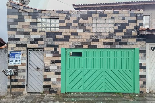 Fachada de casa para alugar com 2 quartos, 200m² em Jardim Haydee, Mauá