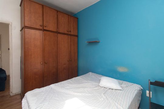 Quarto de apartamento à venda com 1 quarto, 34m² em Centro Histórico, Porto Alegre