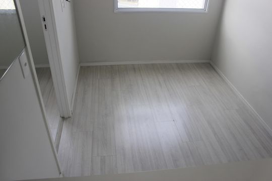 Sala de apartamento para alugar com 2 quartos, 36m² em Vila das Bandeiras, Guarulhos