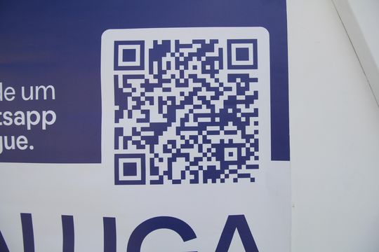Placa - QR-CODE de casa para alugar com 3 quartos, 70m² em Jardim Monte Kemel, São Paulo