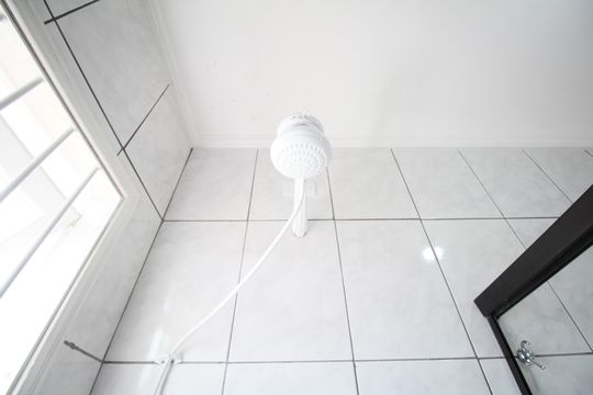 Banheiro da Suíte 1 de casa para alugar com 3 quartos, 70m² em Jardim Monte Kemel, São Paulo