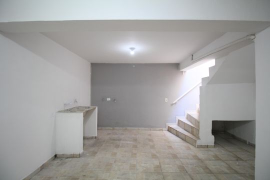 Área de Serviço de casa para alugar com 3 quartos, 70m² em Jardim Monte Kemel, São Paulo