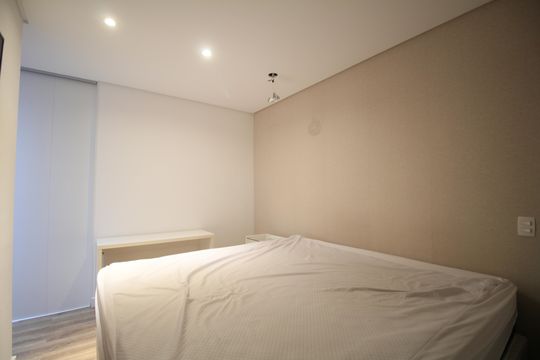 suíte  de apartamento para alugar com 3 quartos, 84m² em Vila Suzana, São Paulo