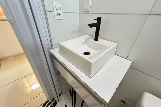Banheiro de apartamento à venda com 2 quartos, 45m² em Piedade, Rio de Janeiro